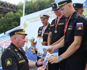 По заслугам и награды