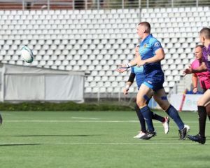 Бороться до последней секунды.