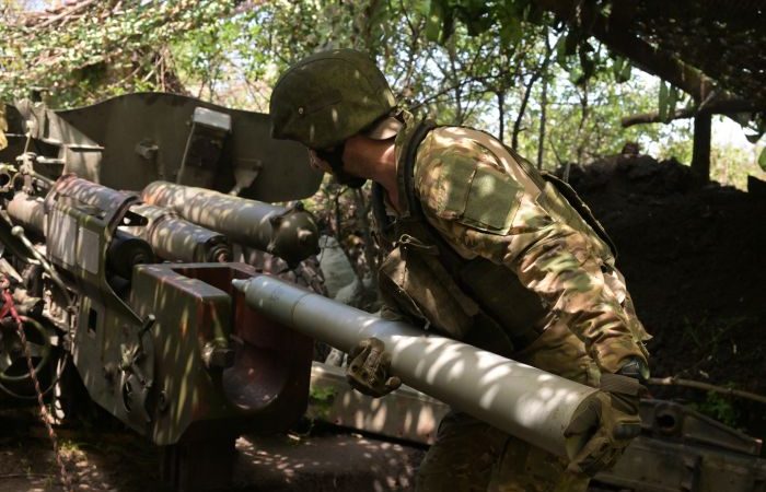 Не останавливаясь, продвигаемся в глубину вражеской обороны