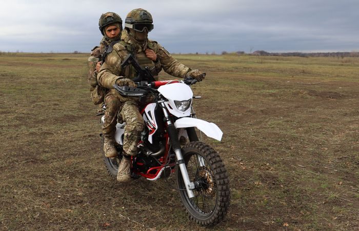 Сквозь огонь и бездорожье.