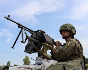 Для перехвата укронацистских стервятников.